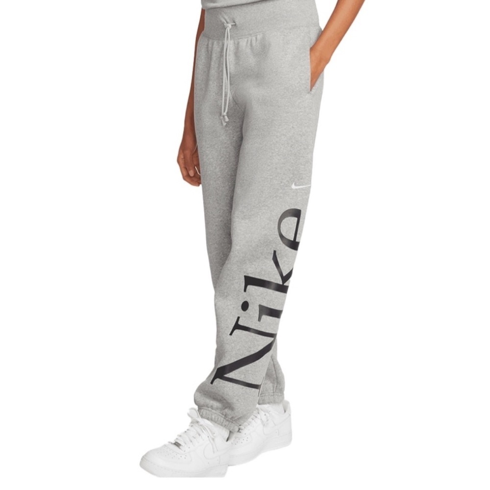 NIKE Sportswear Oversized Logo Fleece Jogger Pants size S